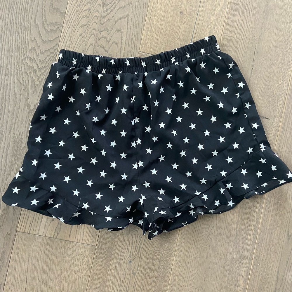 Star Print Flowy Shorts